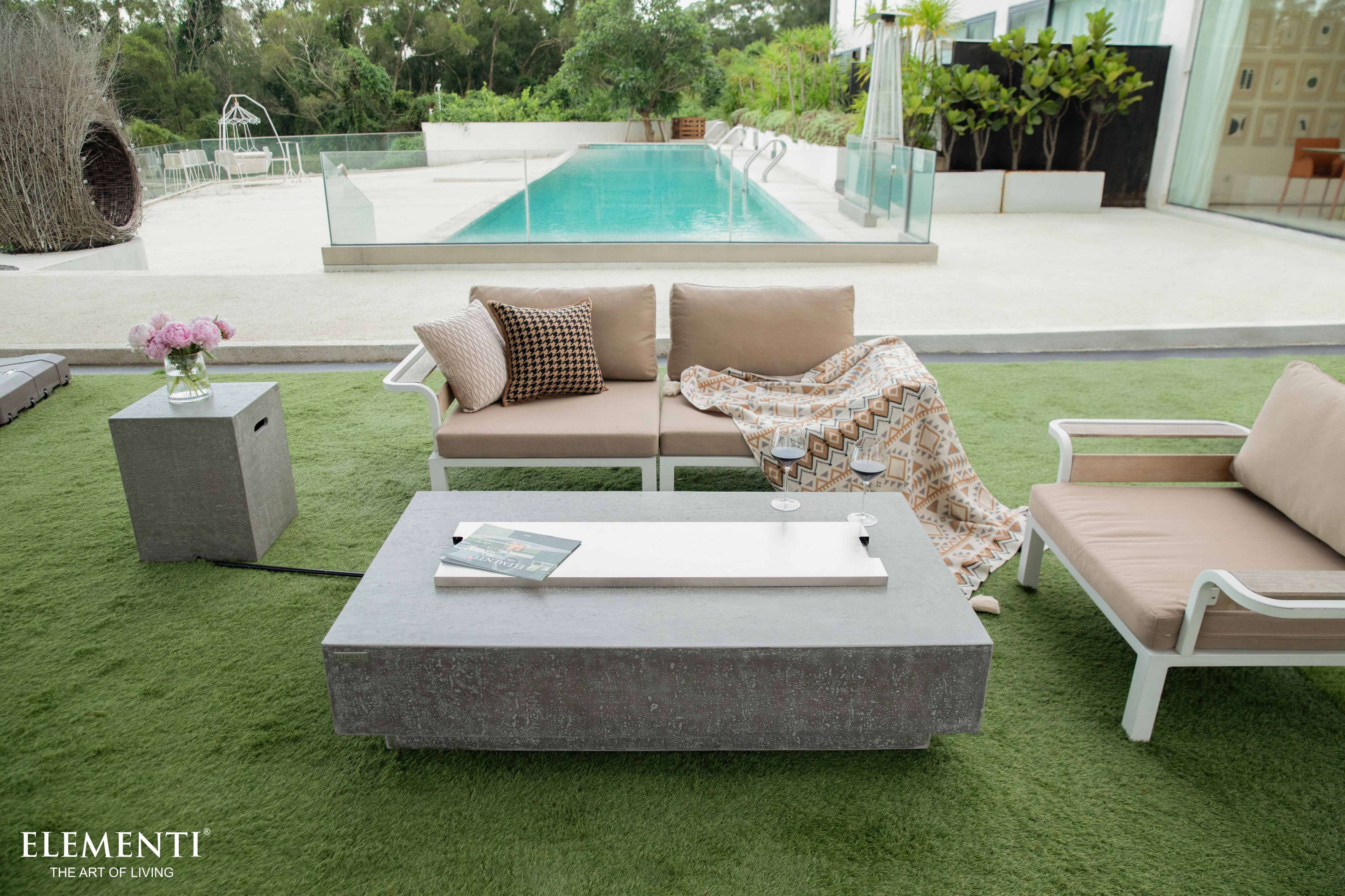 Elementi Hampton Fire Table