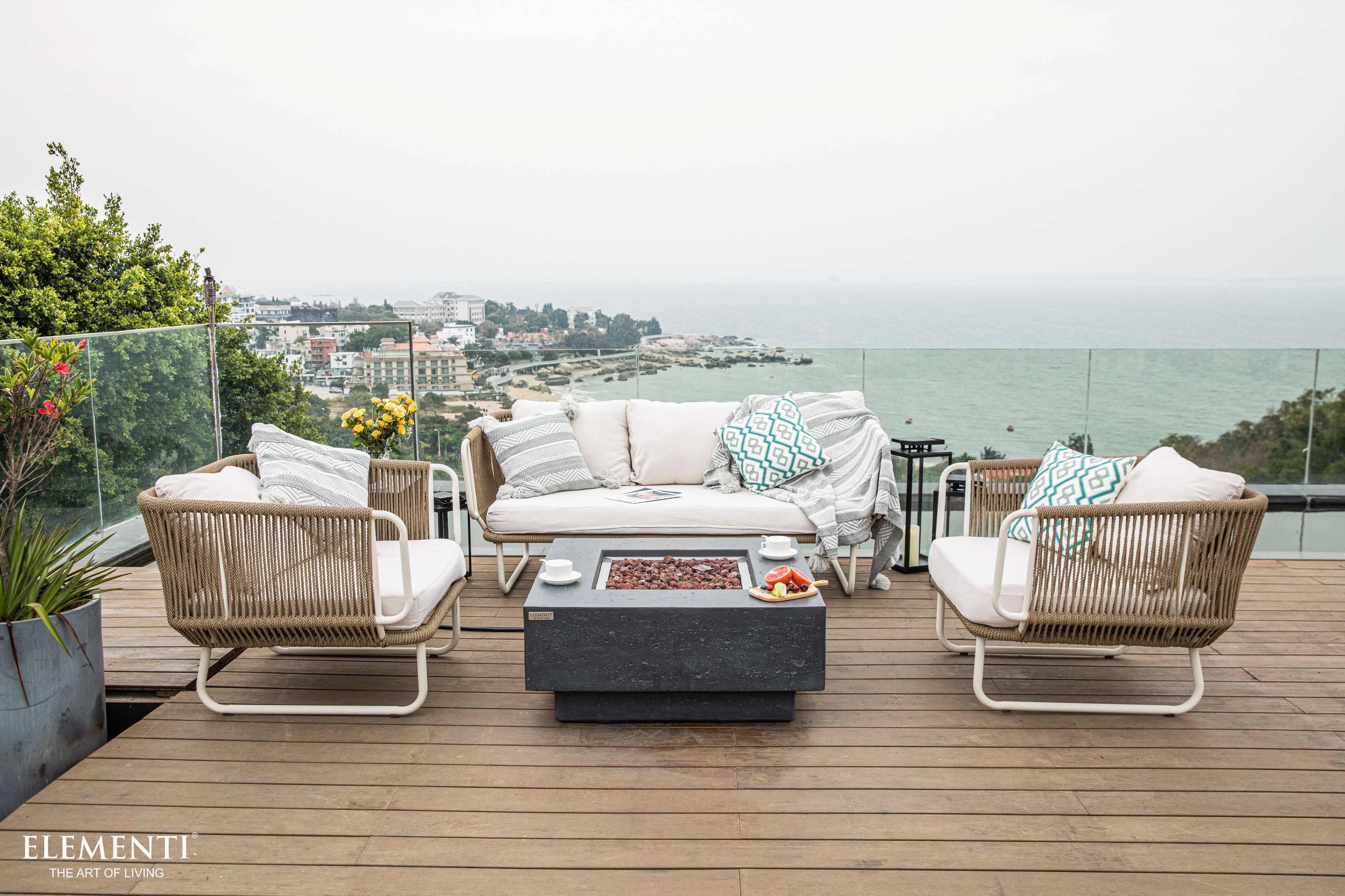 Elementi Manhattan Fire Table