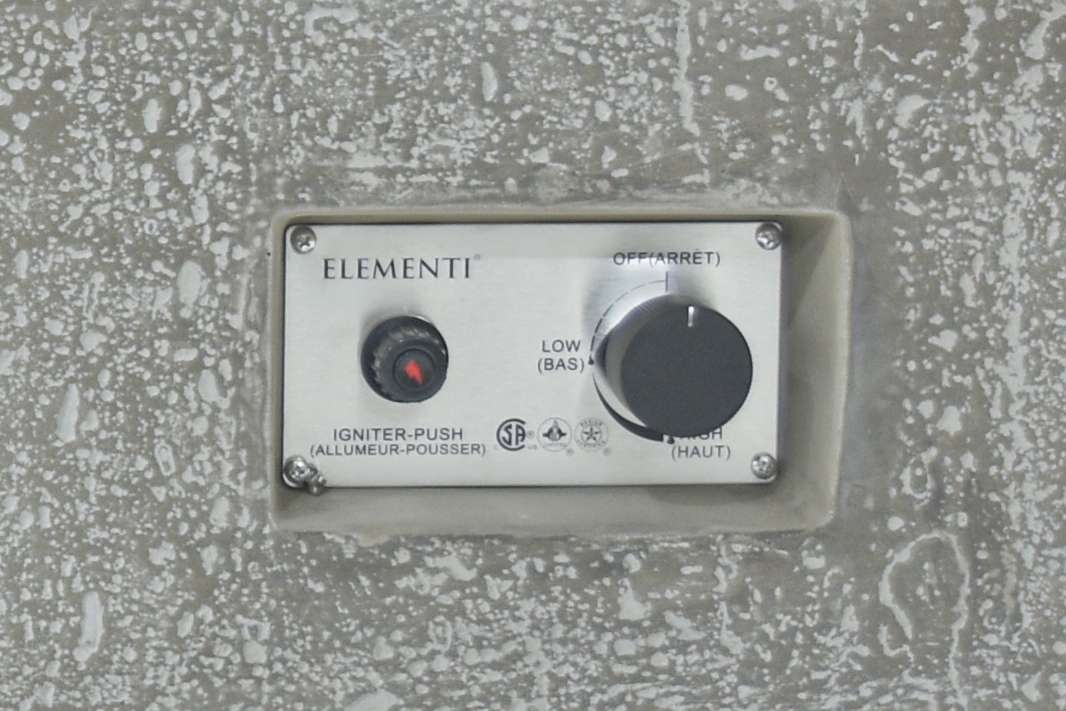Elementi Hampton Fire Table