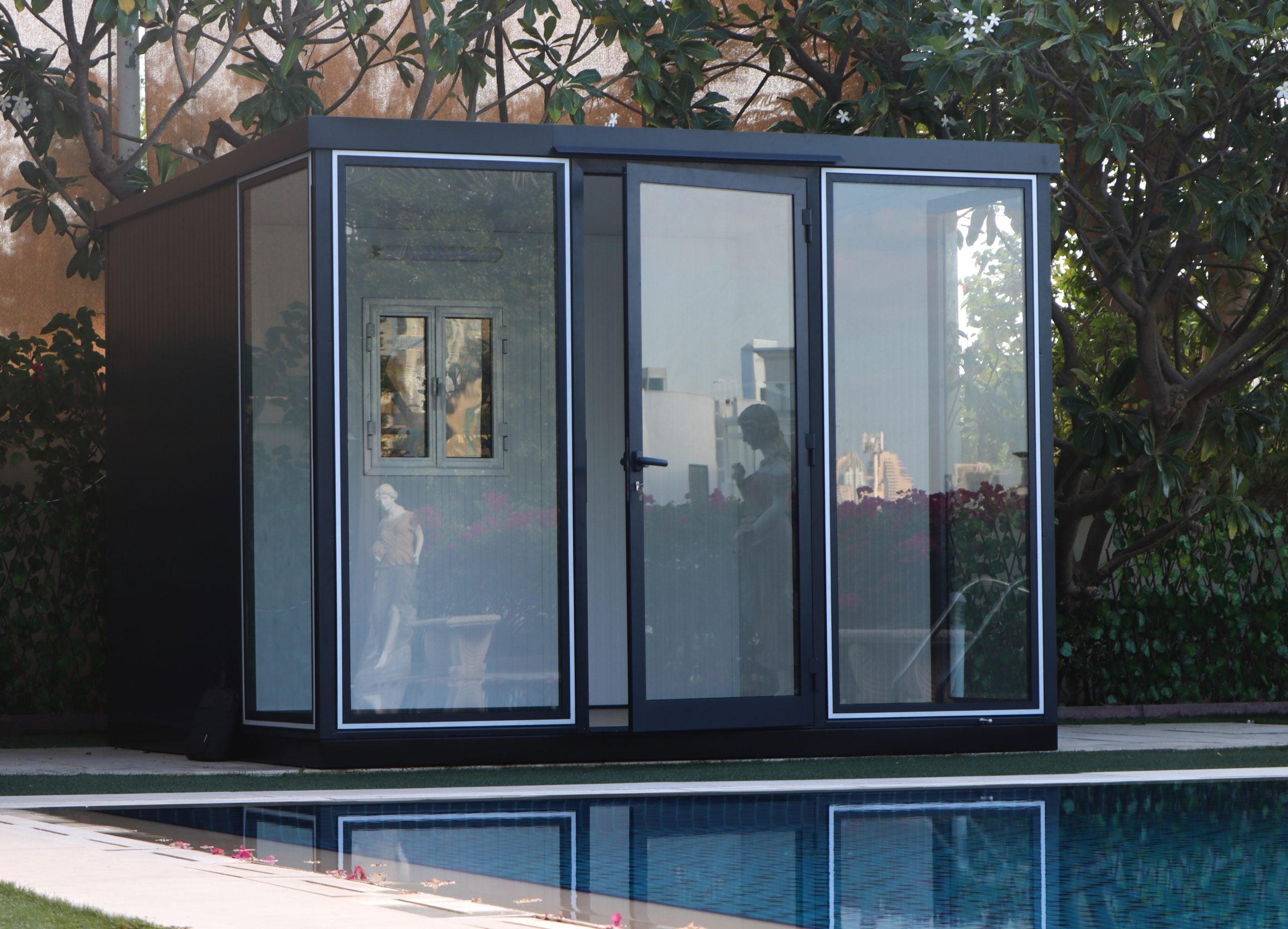 Duramax Insulated Glass Building 10'x10' - 32001