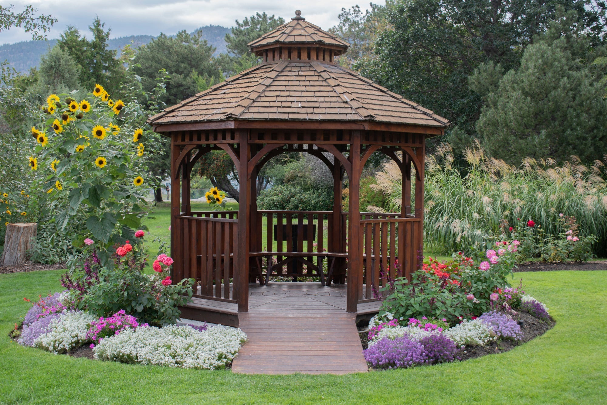 Outdoor Living Today 10′ Bayside Panelized Octagon Gazebo