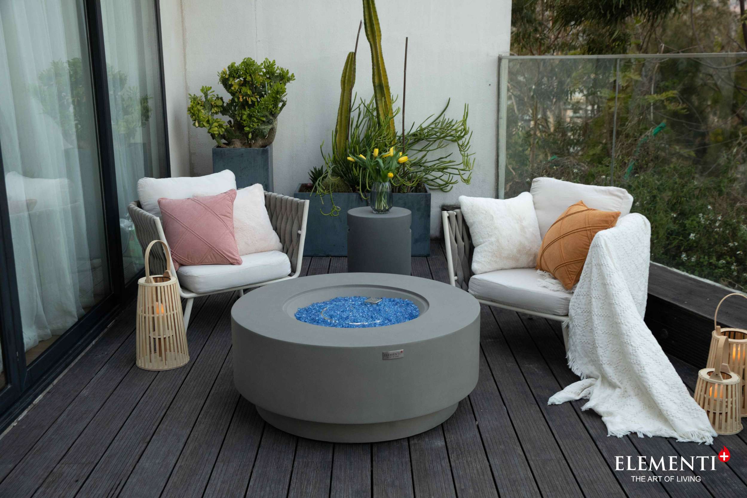 Elementi Plus Colosseo Round Concrete Fire Pit Table
