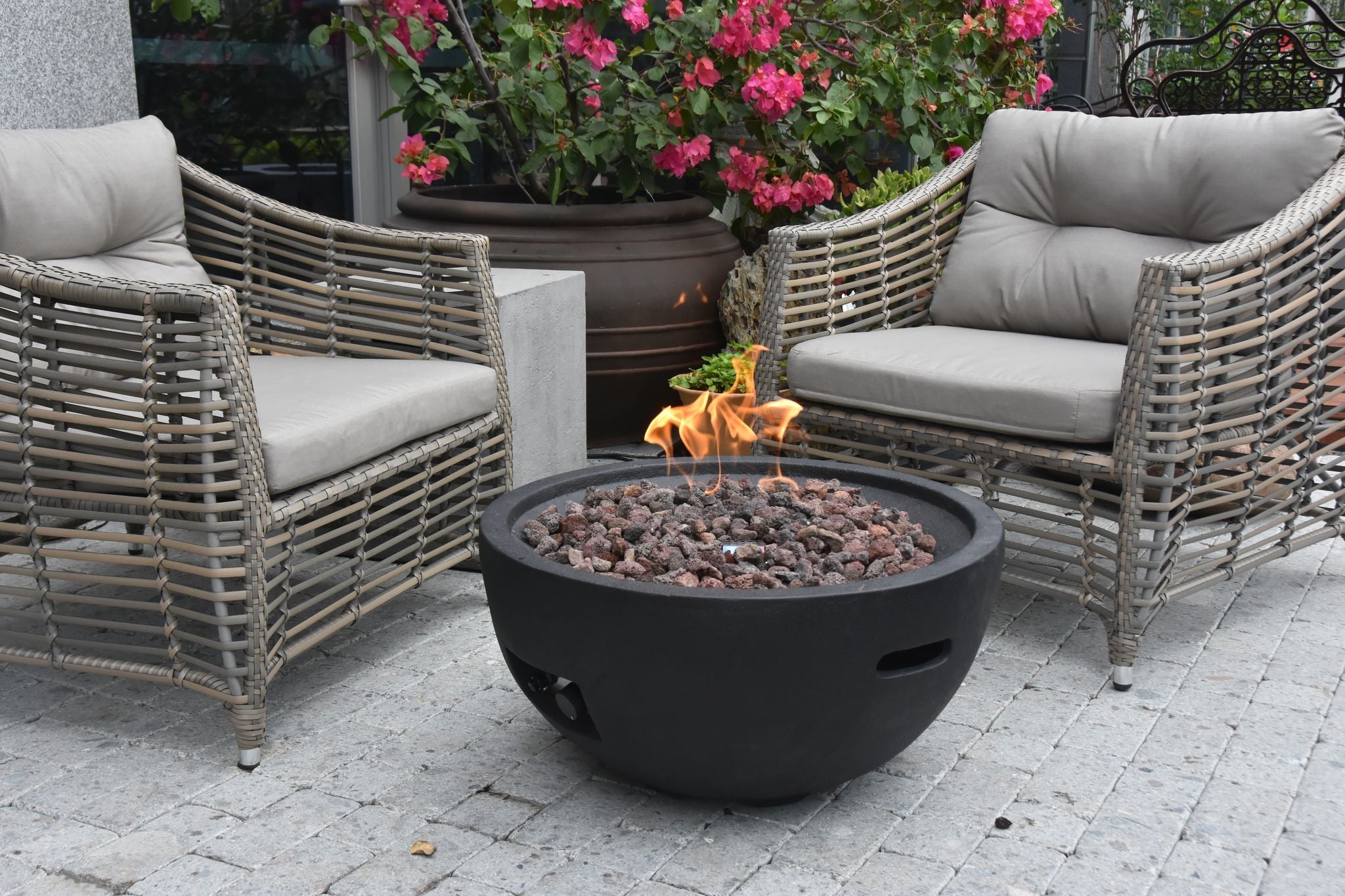 Modeno Jefferson Fire Table