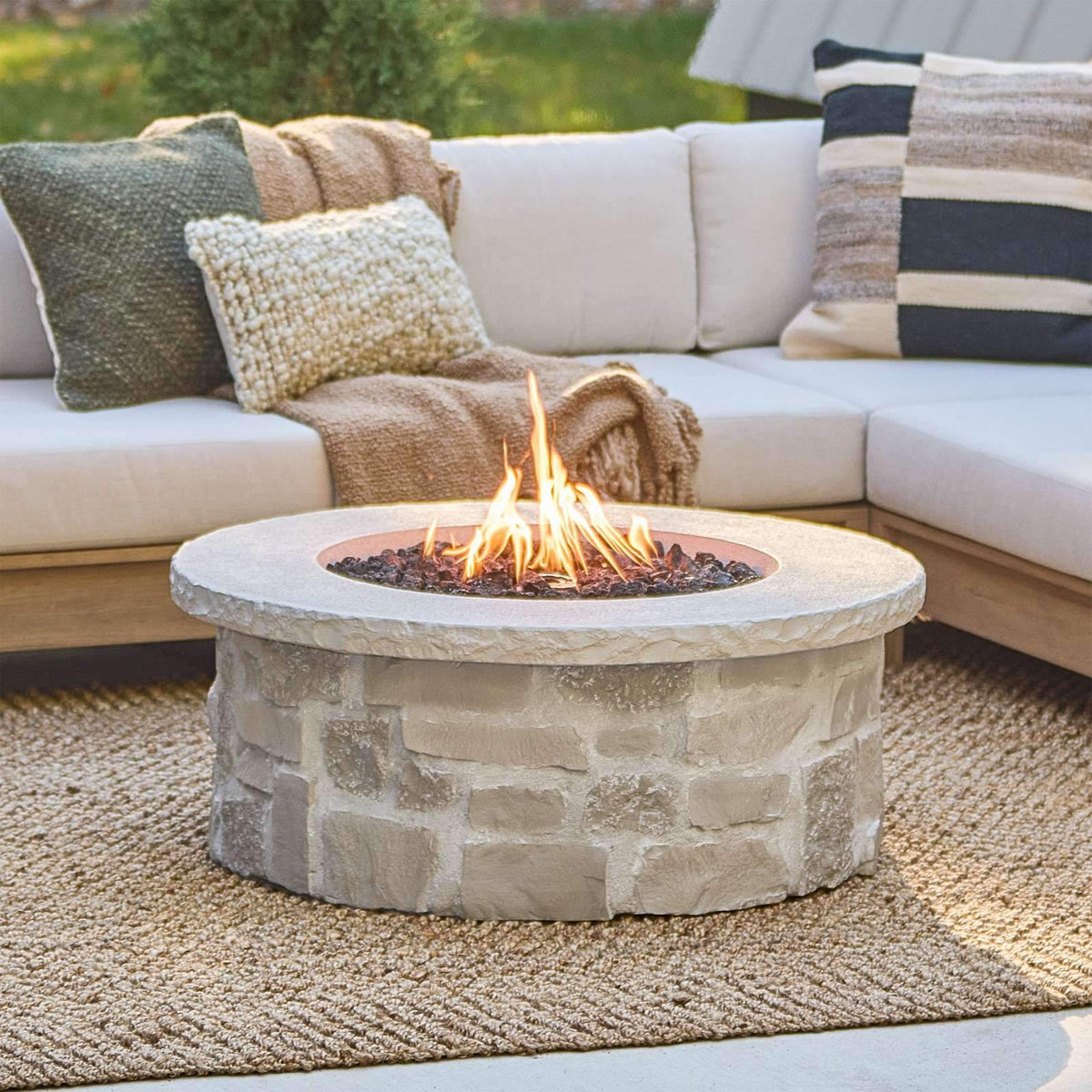 Real Flame Scottsdale 40" Round Propane Fire Pit Table